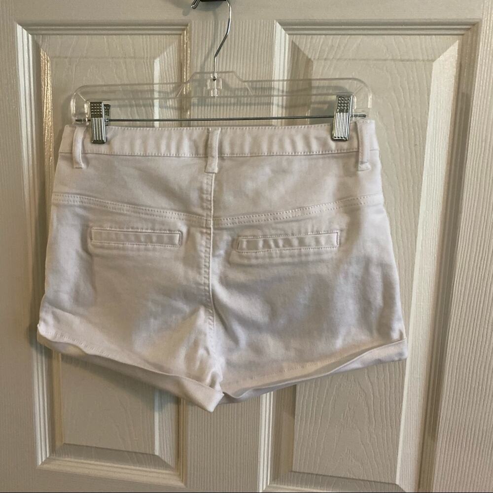 Rue21 High Waisted White Button Sailor Shorts Juniors Size 7 / Women's Size 8 - Picture 5 of 6